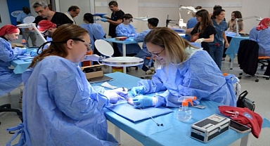 Uluslararası çocuk cerrahisi uzmanlarına Ege’de Hipospadias eğitimi verildi