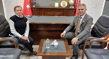 “İktidarın vermediğini, iktidarın adayı vaadediyor”