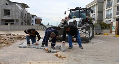Menderes’te Yollar Yenileniyor