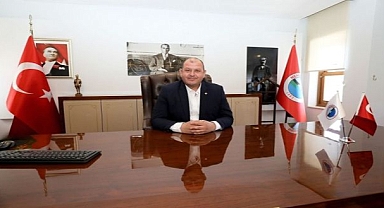 Menderes Belediyesi’nden Öğrencilere Destek