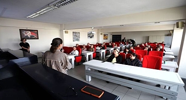 Menderes Belediyesi’nde Personele İşaret Dili Eğitimi