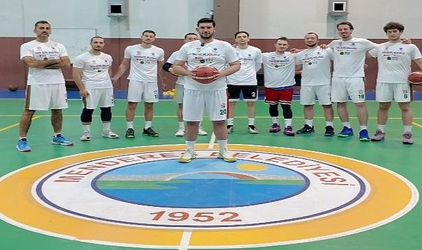 Menderes Belediyesi Basketbol Takımından Dikkat Çeken Hareket
